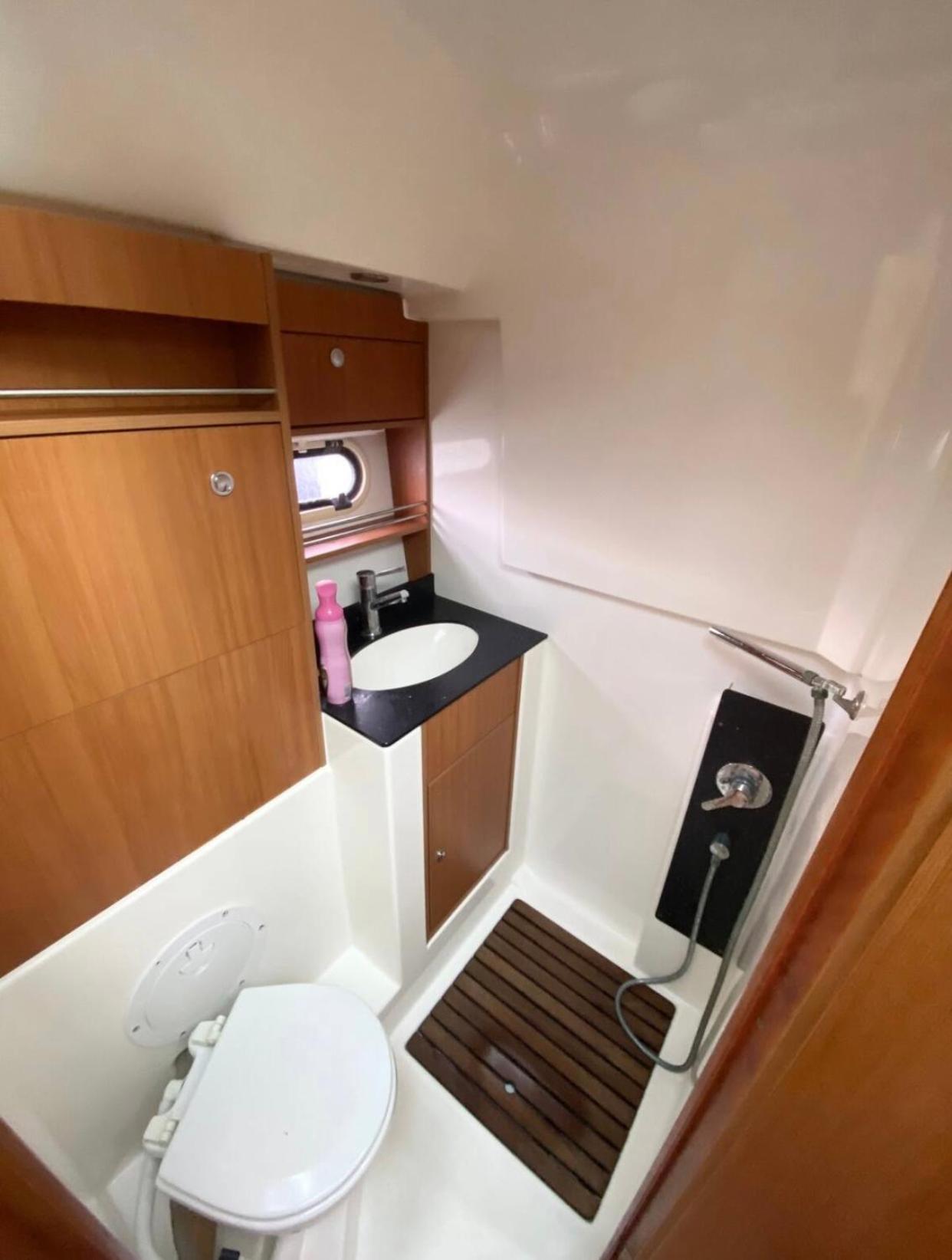 Boat Paradise - Bavaria 31 Sport Bateau-hôtel La Rochelle (Charente-Maritime)